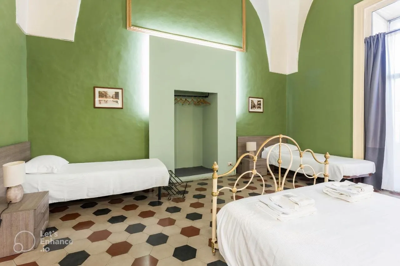 Let'S B&B Κατάνια